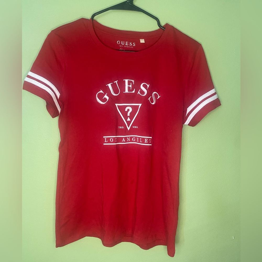 Guess T-shirt